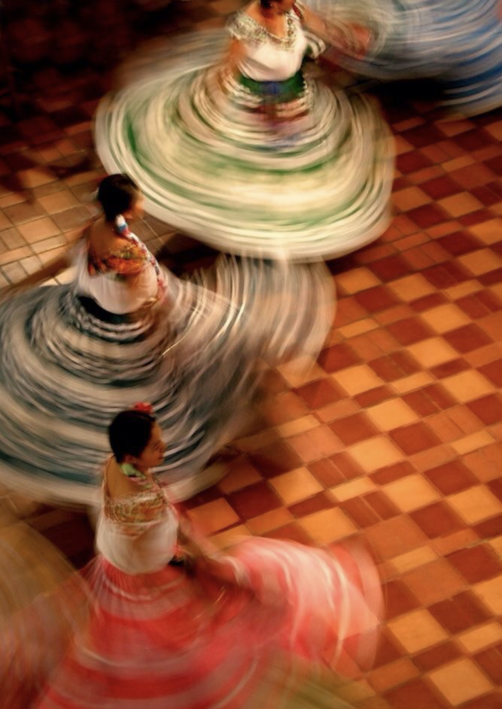 Mexique-roadtrip-voyage-sens-emotions-experiences-premium-guide-local-Mexico-Tulum-temple-maya-singes-caraibes